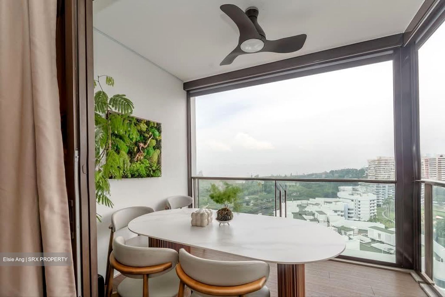 Seaside Residences (D15), Apartment #580704961